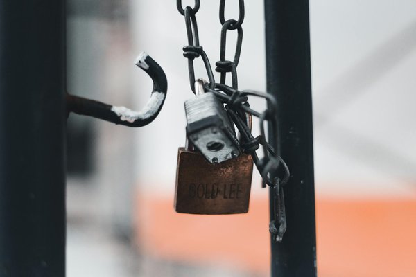 Quels outils sont essentiels pour les petites réparations à domicile ?